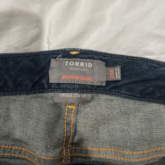 Torrid boyfriend straight vintage stretch jeans sz 24R - Picture 3 of 7